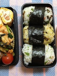 卵ふりかけと塩昆布のおにぎり-レシピのメイン写真