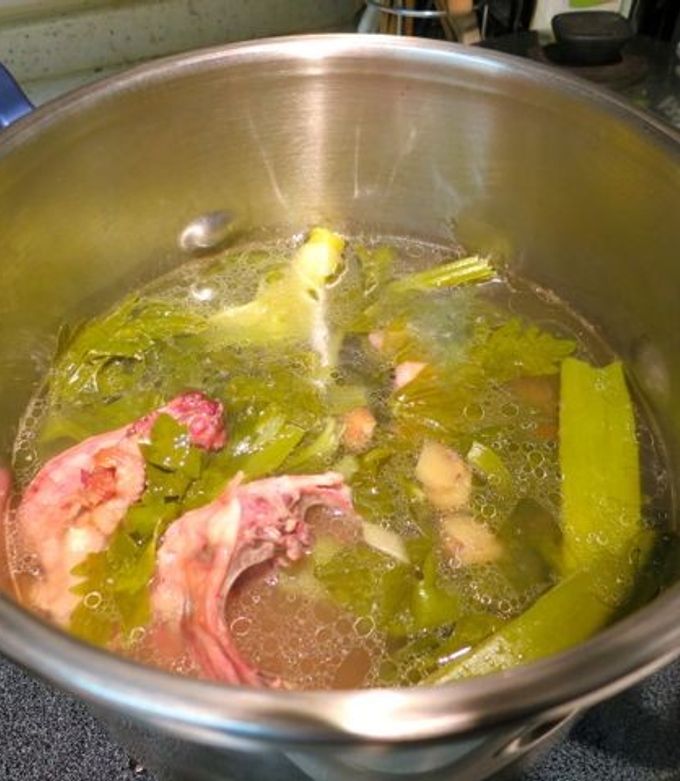 鶏ガラのスープ-レシピのメイン写真