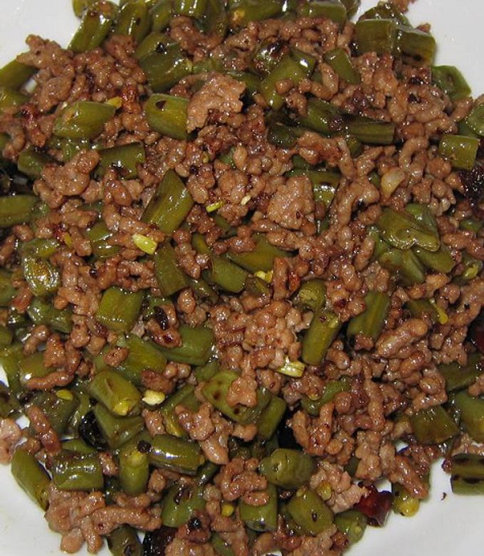 見た目は地味な中国家庭料理☆酸豆角炒肉-レシピのメイン写真