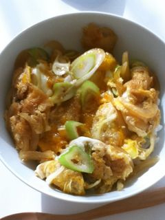 親子丼じゃないよ!松山揚げで卵とじ丼-レシピのメイン写真