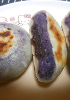 小豆餡入り…「ムラサキイモのおやき」-レシピのメイン写真