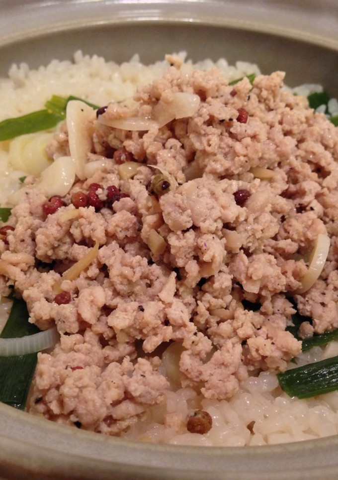 中華風！ 鶏の土鍋炊き込みご飯-レシピのメイン写真
