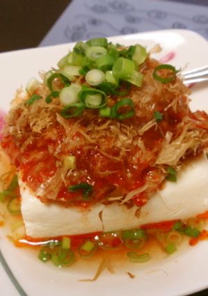 お酒と一緒が美味しいよ♪ちょ〜辛い冷や奴-レシピのメイン写真
