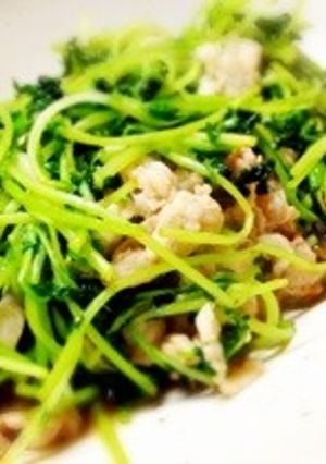 あっと言う間の◆豆苗と豚肉炒め◆簡単-レシピのメイン写真