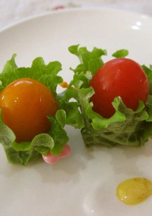 サニーレタスとミニトマトのお花✿❀-レシピのメイン写真