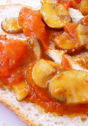 マッシュルームとプチトマトのブルスケッタ-レシピのメイン写真