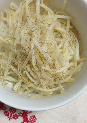 もやしだけ、塩麹炒め-レシピのメイン写真