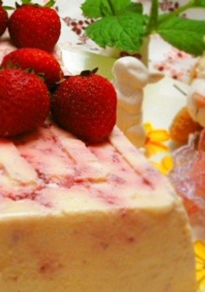 ♪超濃厚いちごババロア♪-レシピのメイン写真