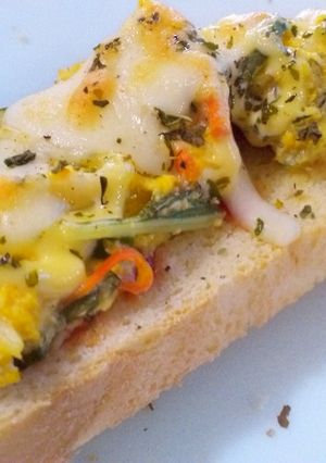 野菜サラダのリメイクトースト-レシピのメイン写真