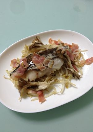 ルクエで☆もやしとタラのレンジ蒸し-レシピのメイン写真