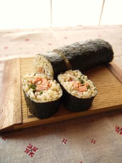 節分*鮭とみょうがの玄米巻き寿司-レシピのメイン写真