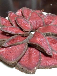 簡単☆ローストビーフは炊飯器にお任せ!-レシピのメイン写真