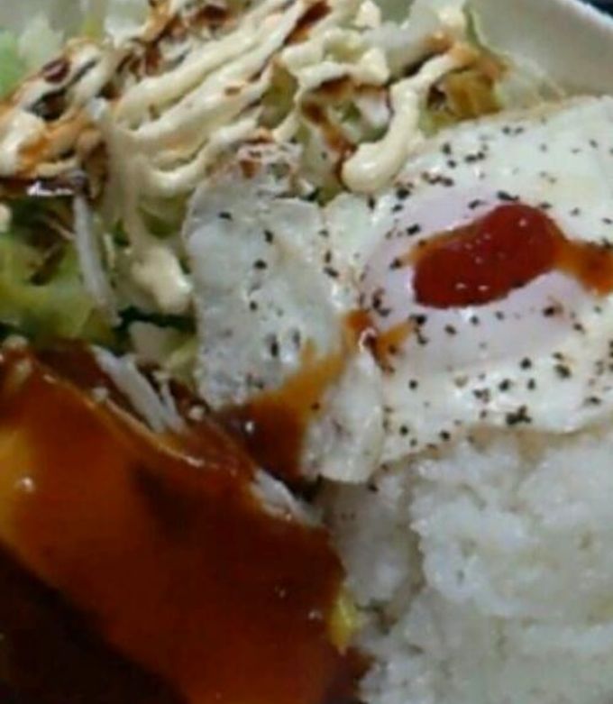 レトルトハンバーグで簡単☆ロコモコ-レシピのメイン写真