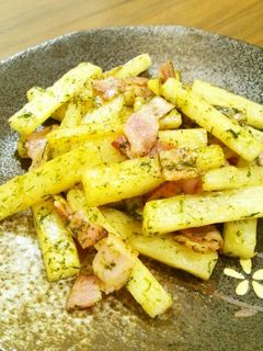 長芋とベーコンのバター醤油炒め青のり風味-レシピのメイン写真