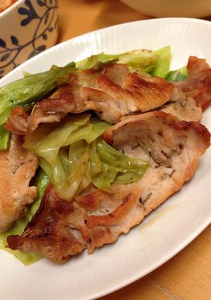 豚肉とキャベツのローズマリーソテー♪-レシピのメイン写真