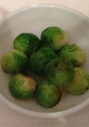 簡単&すぐ出来る！芽キャベツのバター炒め-レシピのメイン写真