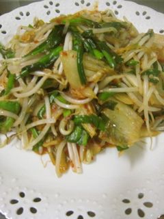 もやしとキムチの漬物で簡単野菜炒め-レシピのメイン写真