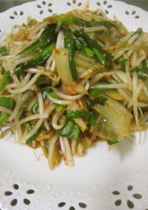 もやしとキムチの漬物で簡単野菜炒め-レシピのメイン写真