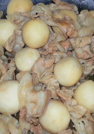 里いもと豚バラ肉の甘辛煮-レシピのメイン写真