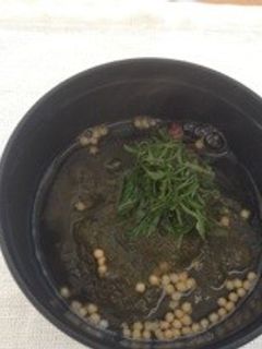 簡単!とろろこんぶと梅のお吸い物-レシピのメイン写真