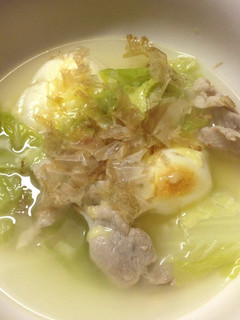 白菜と豚こまでお雑煮 とろーりチーズ♪-レシピのメイン写真