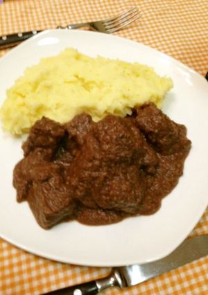 牛肉の赤ワイン煮-レシピのメイン写真