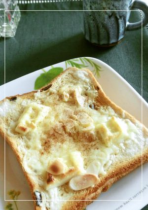 レーズンパン×白チョコ・チーズトースト-レシピのメイン写真