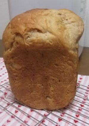 HB使用で苺ミルクごはんパン-レシピのメイン写真