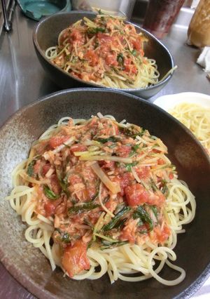 水菜とツナのトマトソースパスタ-レシピのメイン写真