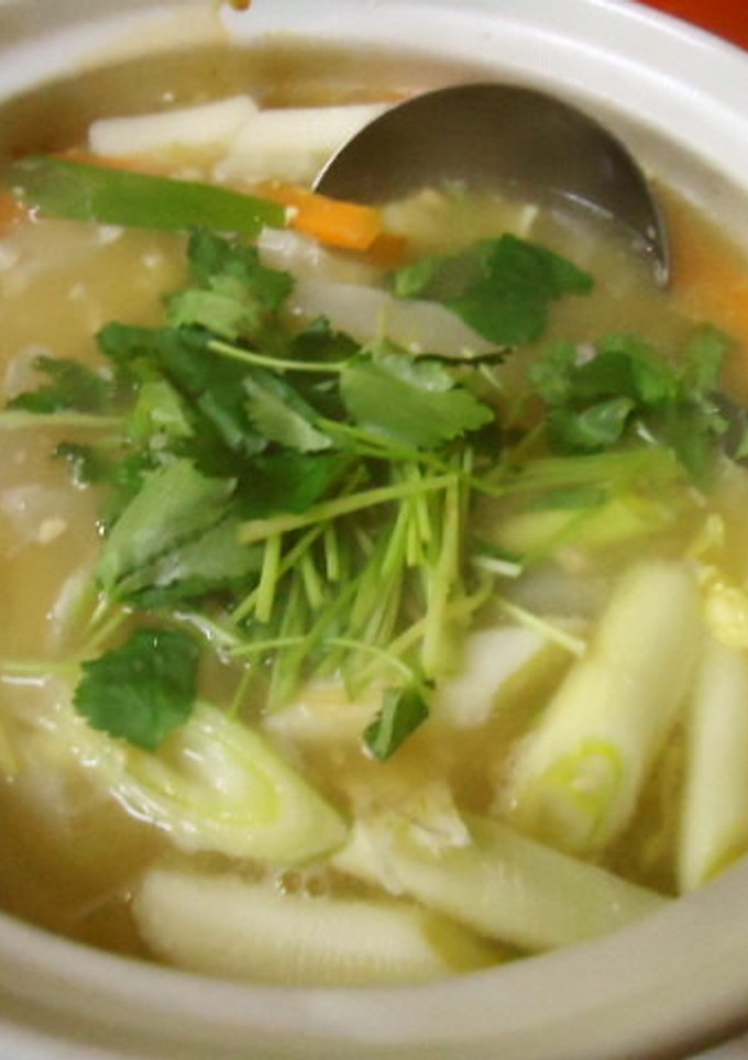 鯛の中骨で味噌汁　土鍋仕立て-レシピのメイン写真