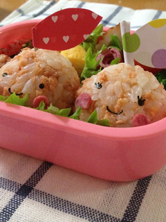 リンゴちゃん♪キャラ弁-レシピのメイン写真