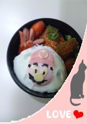 キャラクター弁当：目玉焼きマリオ-レシピのメイン写真