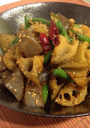 蓮根と蒟蒻のピリ辛コチュジャン煮-レシピのメイン写真