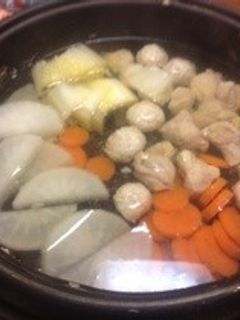 れんこん団子鍋-レシピのメイン写真