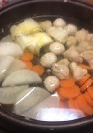 れんこん団子鍋-レシピのメイン写真