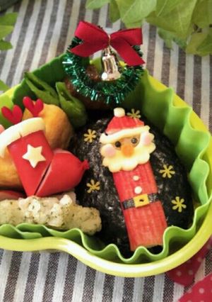 簡単！キャラ弁当☆カニカマでサンタさん☆-レシピのメイン写真