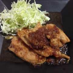 รูปของ 塩麹でふっくら☆鶏胸肉の生姜焼き