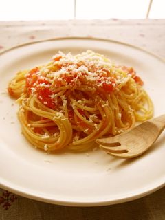 【定番】トマトとパルミジャーノのパスタ-レシピのメイン写真