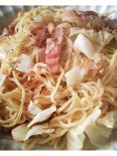 カリカリベーコンの塩麹焼きそば-レシピのメイン写真