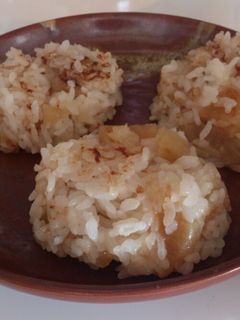 煮物が残ったら甘い焼おにぎり-レシピのメイン写真