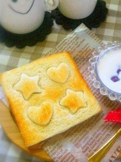 こどもの朝食に*簡単★型抜きトースト♪-レシピのメイン写真