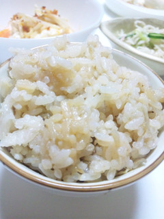 こどもに優しい☆ごぼうの炊き込みご飯-レシピのメイン写真