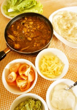 残ったカレーdeメキシカン・ラップ-レシピのメイン写真