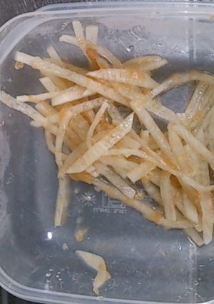あと一品に！細切り大根の梅肉和え-レシピのメイン写真