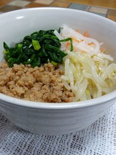 鶏そぼろdeビビンバ-レシピのメイン写真
