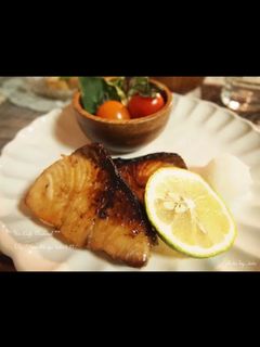 ブリの漬け焼き♪-レシピのメイン写真