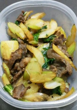セロリと牛肉のオイスター炒め-レシピのメイン写真