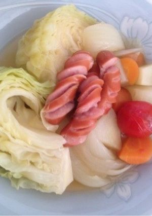 キャベツ一個分！土鍋であったかポトフ♪-レシピのメイン写真