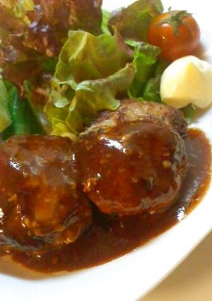 塩麹で作る☆簡単あらびきハンバーグ-レシピのメイン写真