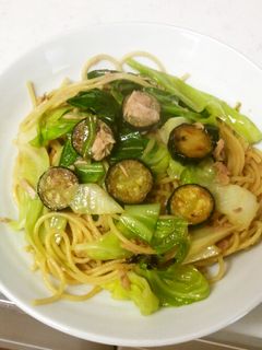 ツナとズッキーニとキャベツの和風パスタ-レシピのメイン写真